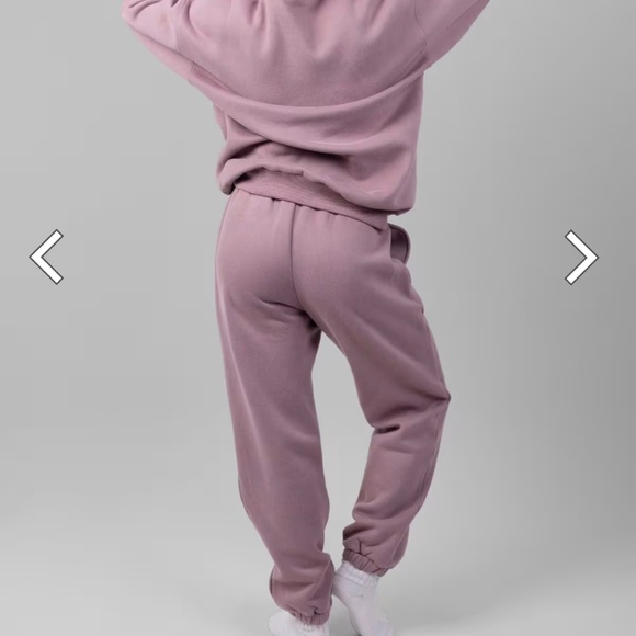 Comfrt set - Picture 2 of 3